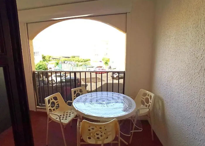 Appartamento Cap D 200m Du Môle Accès Direct Aux Rues Piétonnes Agde