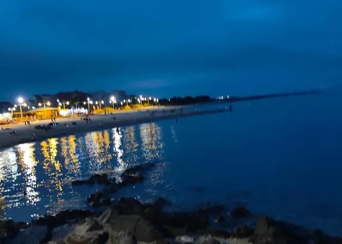 Cap D 200m Du Môle Accès Direct Aux Rues Piétonnes